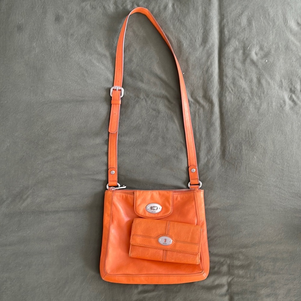 FALL COLORS! Can’t beat this amazingly soft leather!